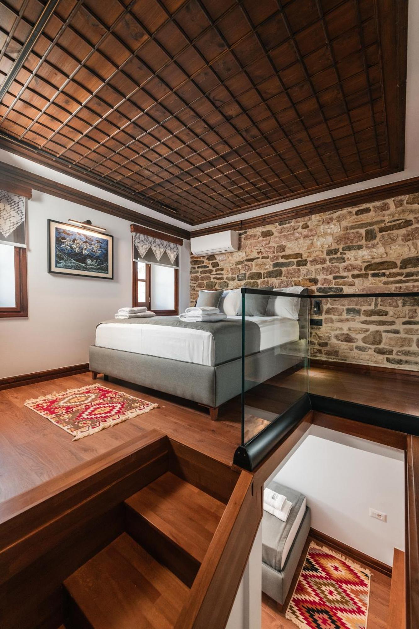 Dam Stone Boutique Hotel จีโรคาสเตอร์ ภายนอก รูปภาพ