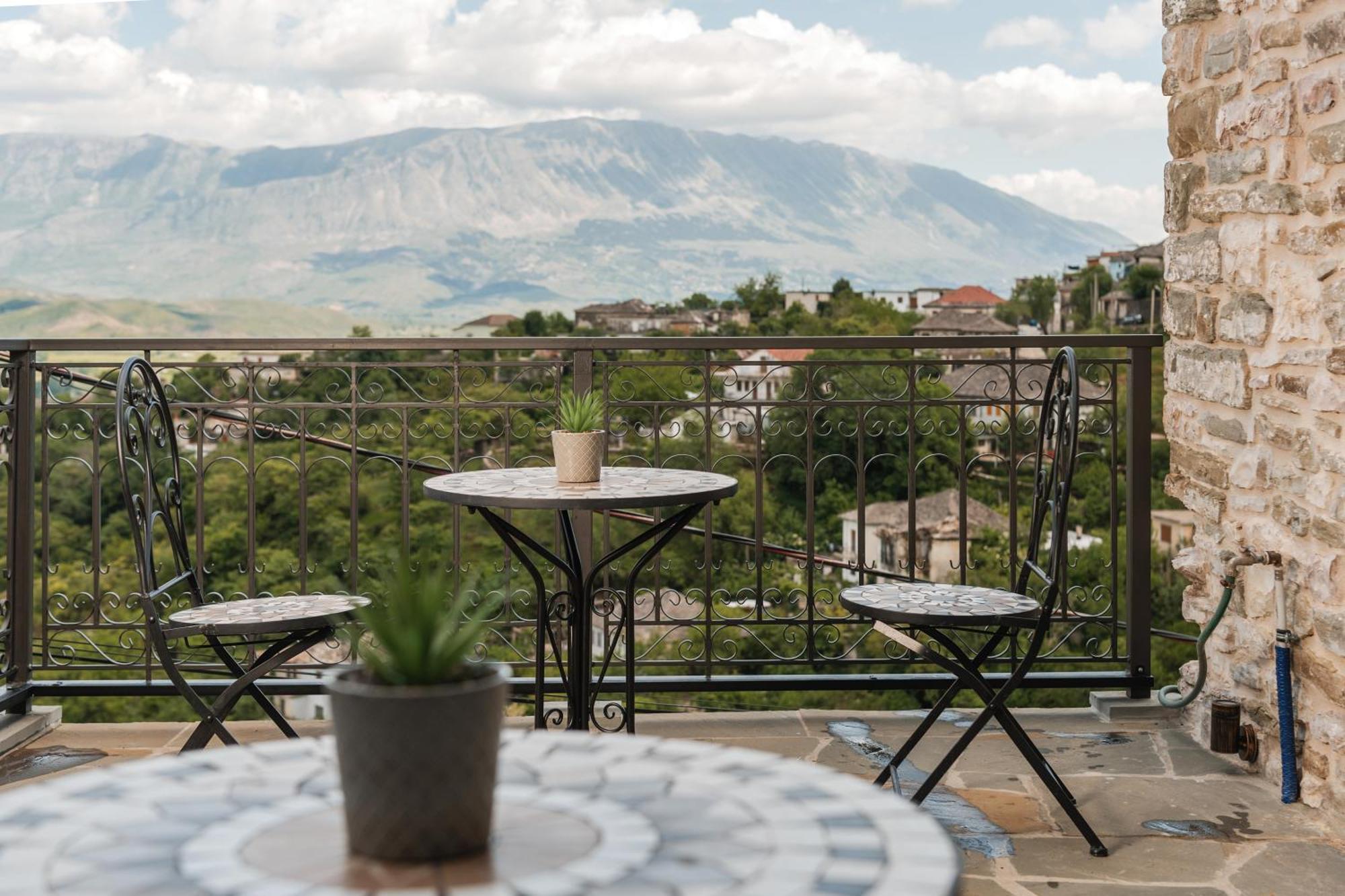 Dam Stone Boutique Hotel จีโรคาสเตอร์ ภายนอก รูปภาพ