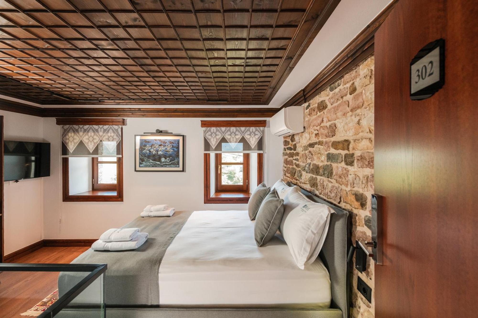 Dam Stone Boutique Hotel จีโรคาสเตอร์ ภายนอก รูปภาพ